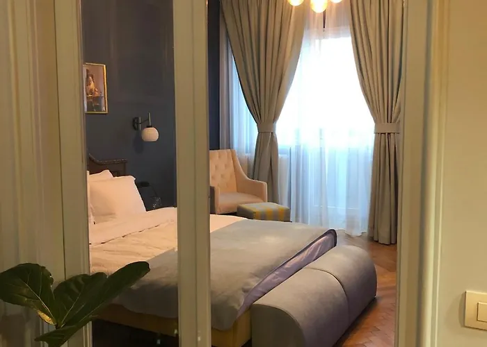 Balcony View Downtown Апартаменты Бухарест