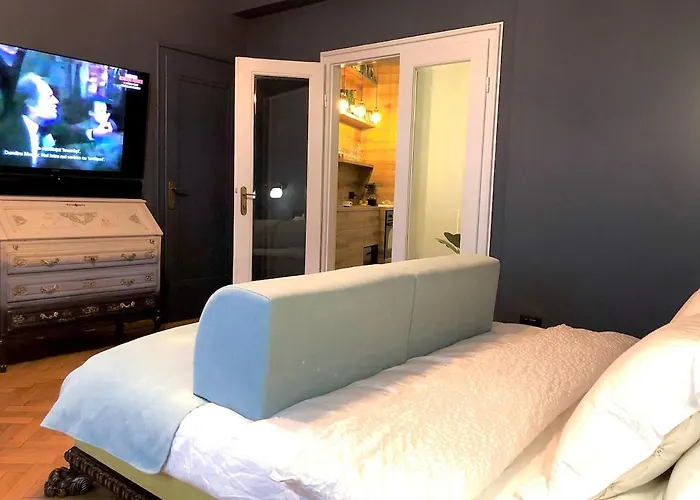 Апартаменты Balcony View Downtown