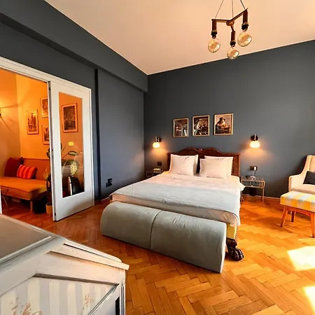 Balcony View Downtown Апартаменты Бухарест