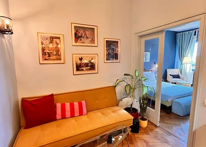 Balcony View Downtown Апартаменти *