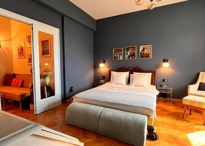 Balcony View Downtown Апартаменти Бухарест